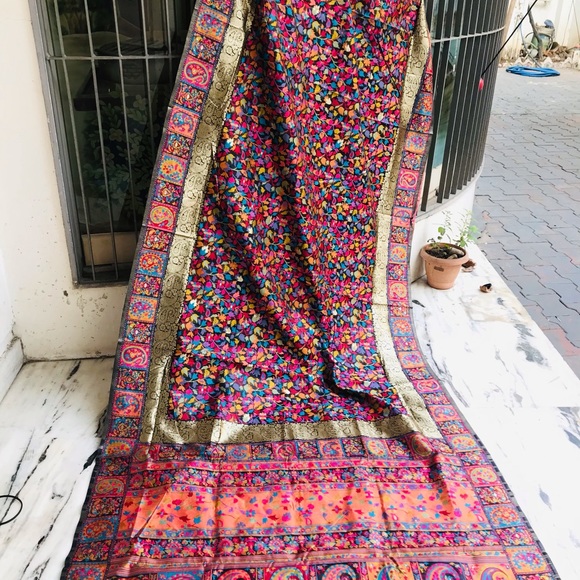 Pure Kani Silk Saree - Picture 3 of 3